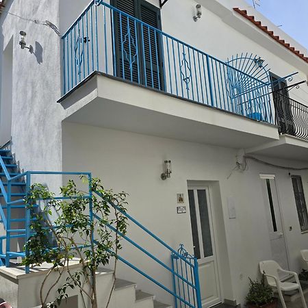 La Casa Di Giuliana Primo Piano Con Balcone Villa Ischia Ngoại thất bức ảnh