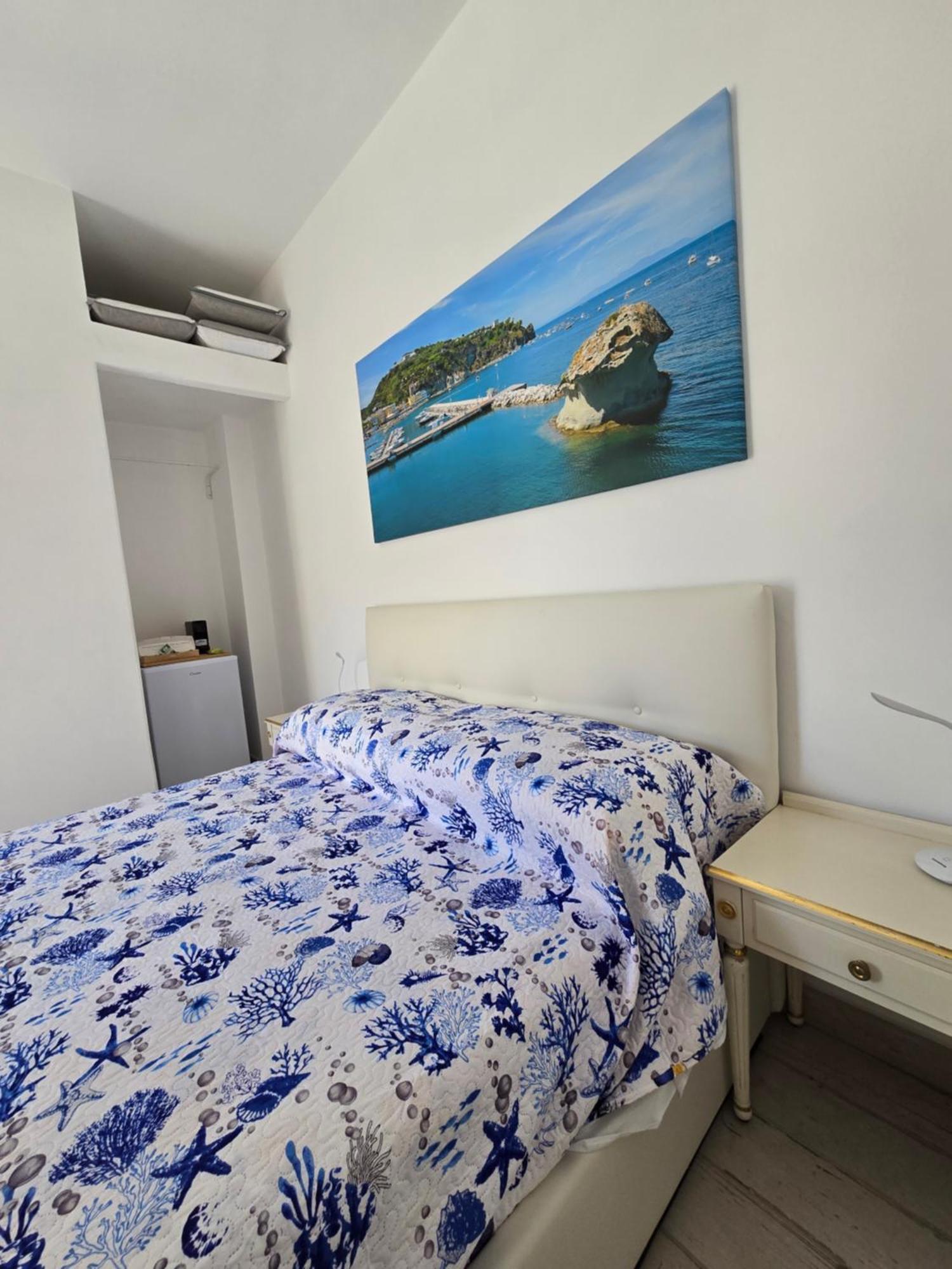 La Casa Di Giuliana Primo Piano Con Balcone Villa Ischia Ngoại thất bức ảnh