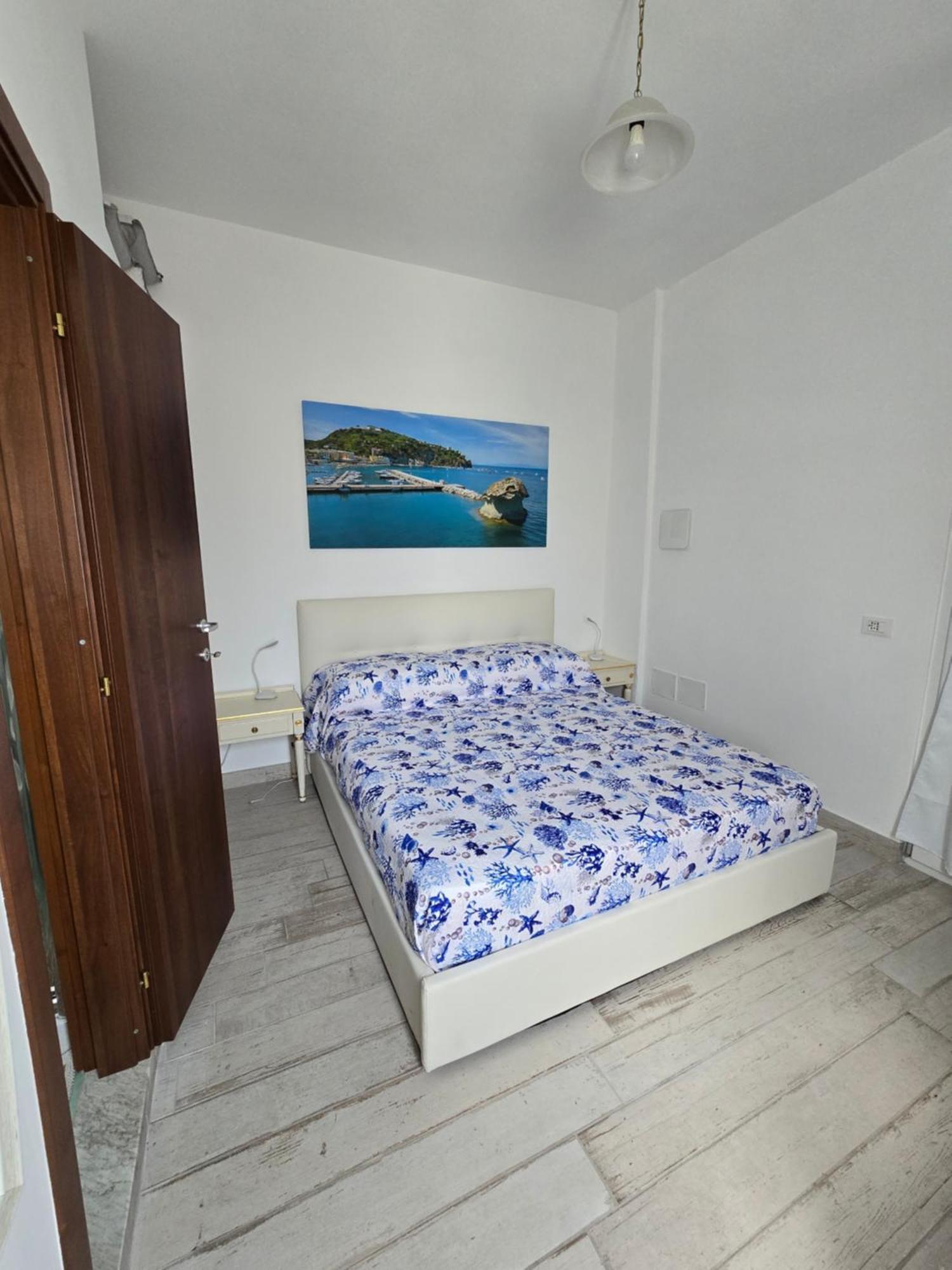 La Casa Di Giuliana Primo Piano Con Balcone Villa Ischia Ngoại thất bức ảnh